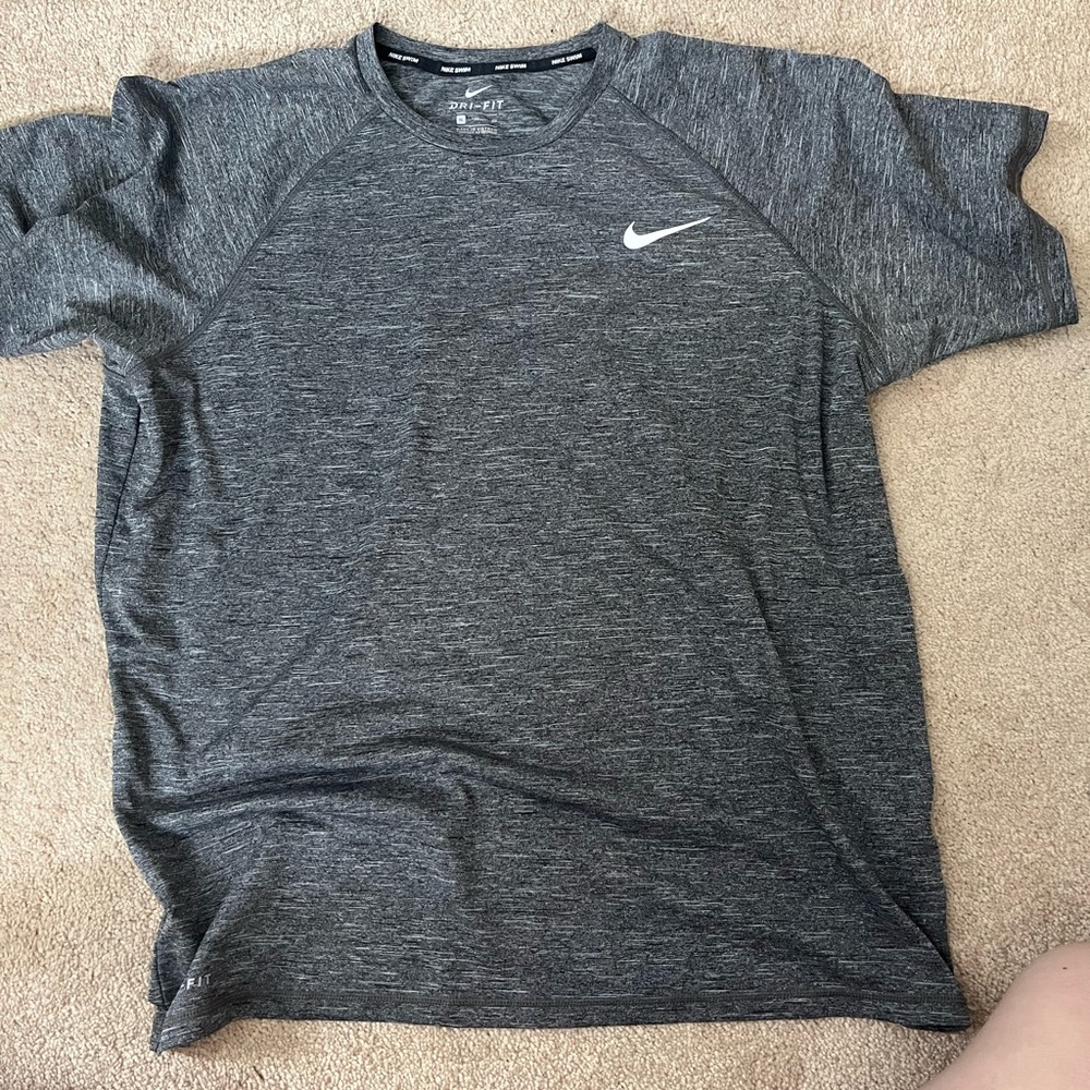 Nike Men's Gray Dri-FIT Swim shirt